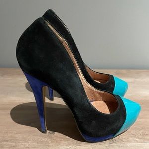 Aldo suede pumps